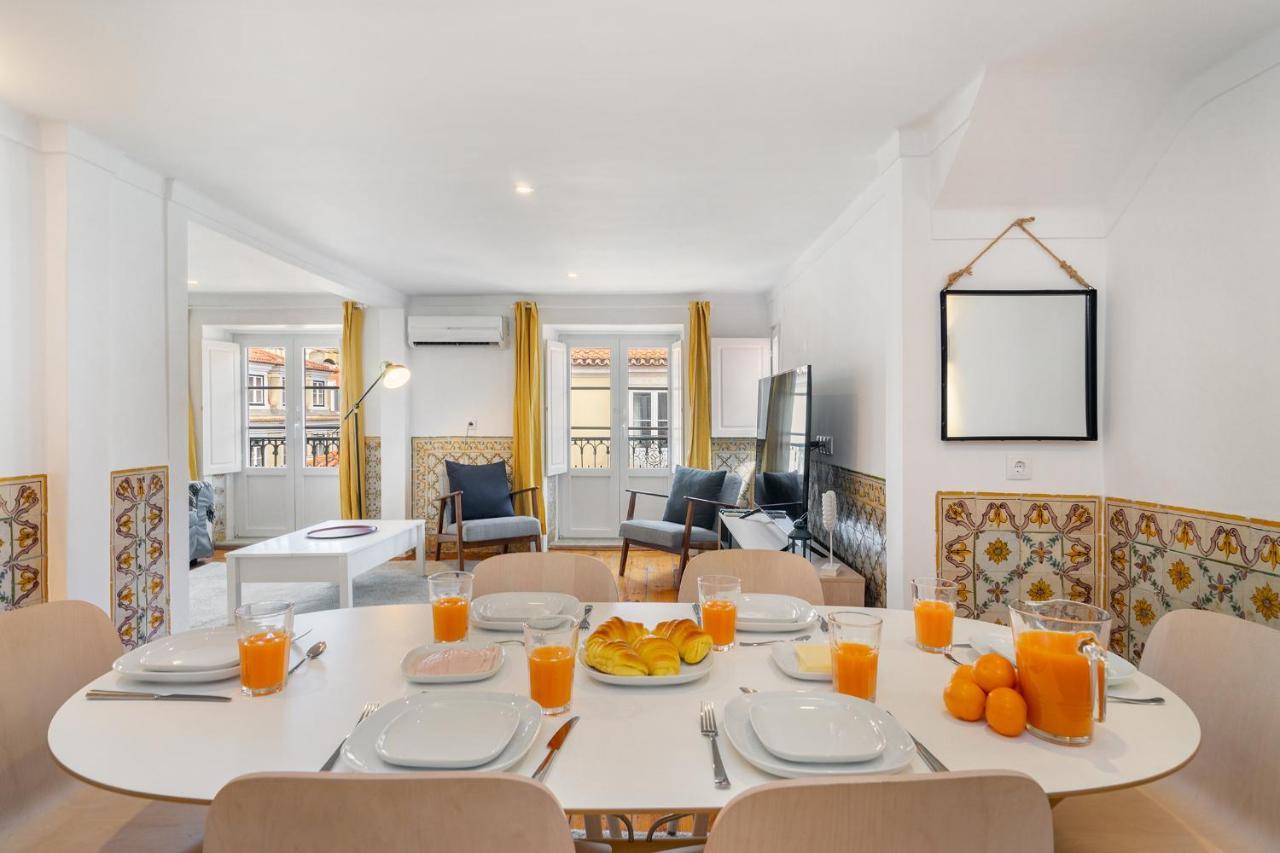 Whome Charming And Historical In Santa Justa Apartment Lissabon